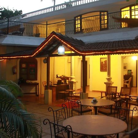 Hotel Banyan Tree Courtyard à Calangute Extérieur photo