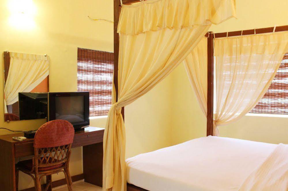 Hotel Banyan Tree Courtyard à Calangute Extérieur photo
